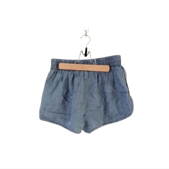 Sadie & Sage Chambray Pull on Shorts - Picture 5 of 5